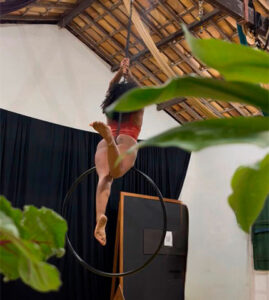 rayanne-terapeuta-em-salvador_24_10_2025_01