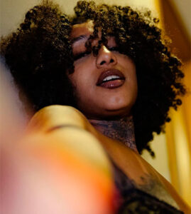 rayanne-terapeuta-em-salvador_24_10_2025_04