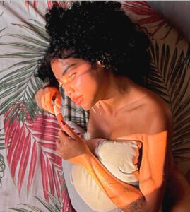 iris-massoterapeuta-em-salvador_03_12_2025_05