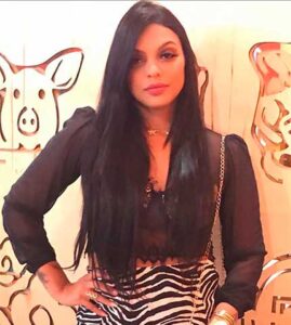 bruna-massoterapeuta-em-salvador_04_08_2025_01