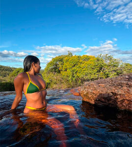 lais-terapeuta-em-salvador_28_04_2026_02